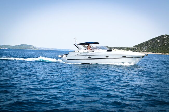 Ultimate Boating Guide Ultimate Boating Guide