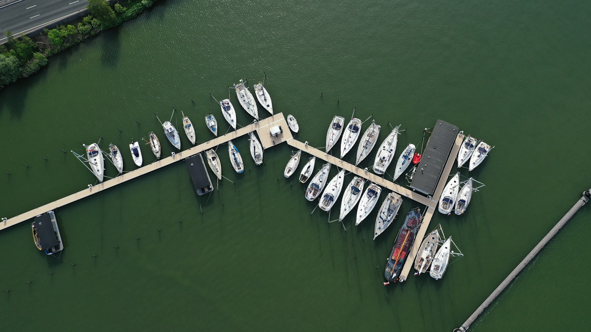 covered floating docks covered floating docks