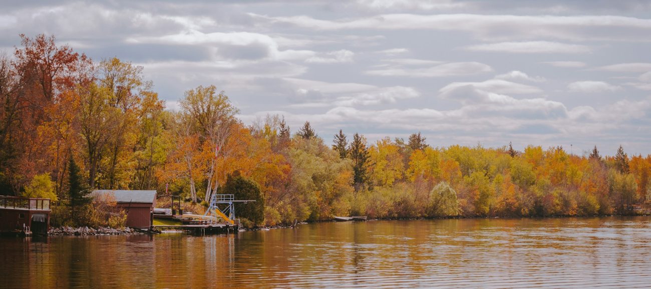 02 – Top 7 Lakes in Manitoba for a Quiet Weekend Dockside Escape Manitoba lakes
