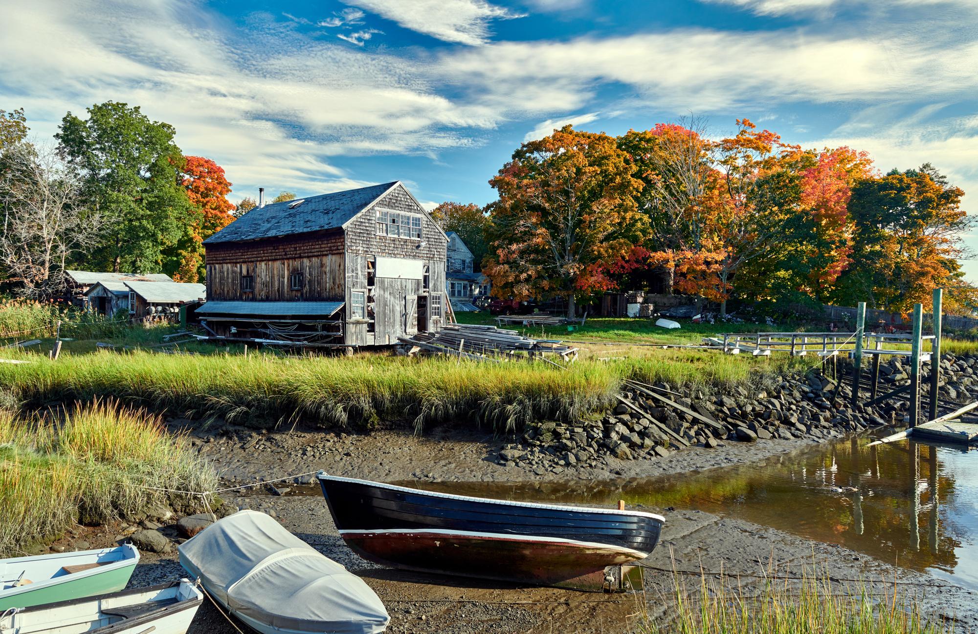 the-complete-guide-to-seasonal-waterfront-maintenance-for-canadian-cottages-1 The Complete Guide To Seasonal Waterfront Maintenance For Canadian Cottages